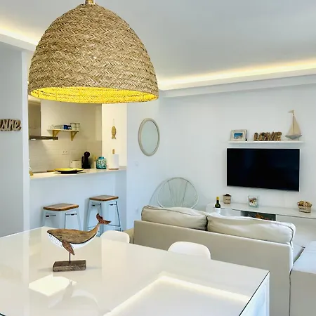 Luminoso Y Reformado A 1min De Playa * Tossa de Mar