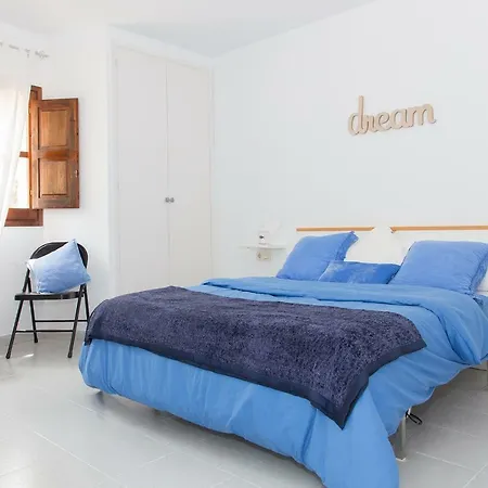 Luminoso Y Reformado A 1min De Playa *