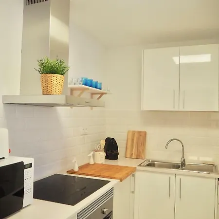 Luminoso Y Reformado A 1min De Playa Tossa de Mar